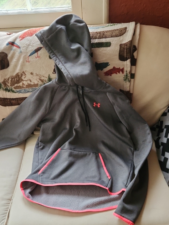 Under Armour Tops - Under Armour Fleece Lined Hoodie
